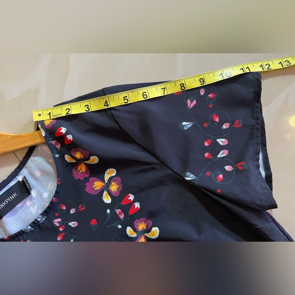 MINK PINK  Wisdom Tee Short Sleeve Shift Dress floral Size M - Picture 10 of 16